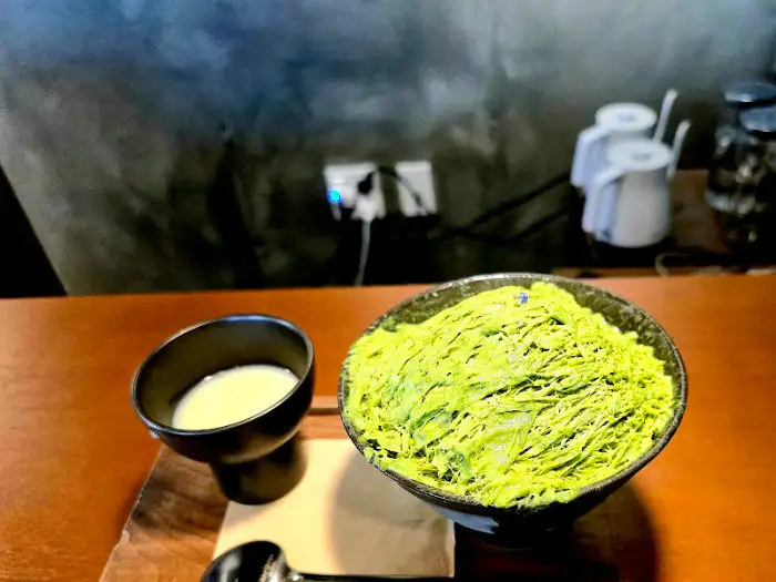 말차 빙수와 연유