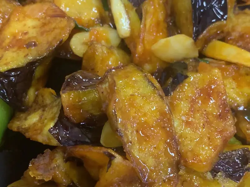 윤기 좔좔 지삼선