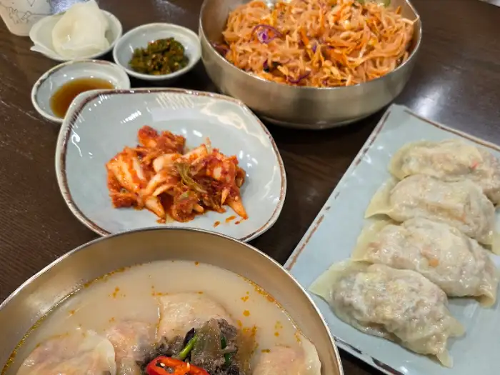 테이블 전체 모습