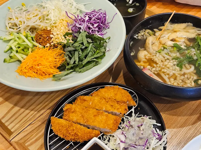 칠성제면소 한상차림