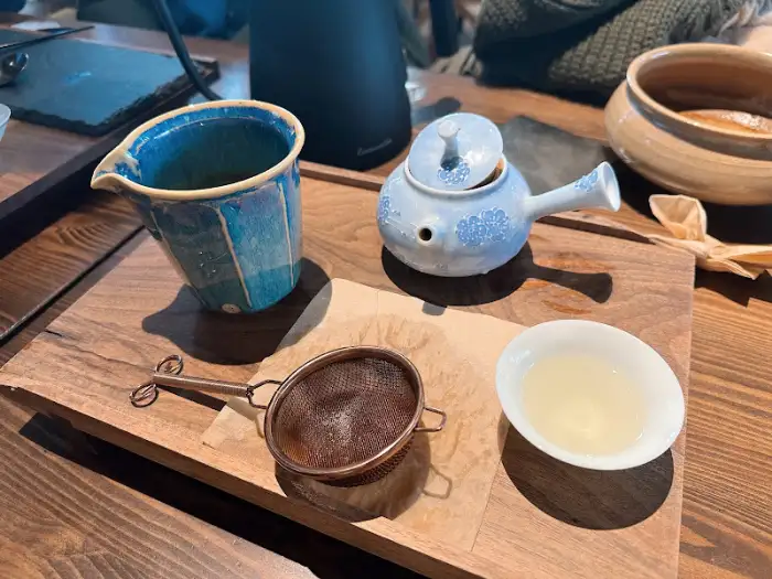 따뜻한 차 세트