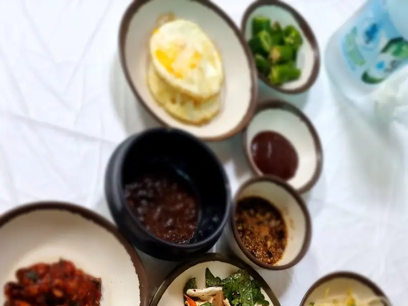 싹쓸이골 식당 밑반찬 상세