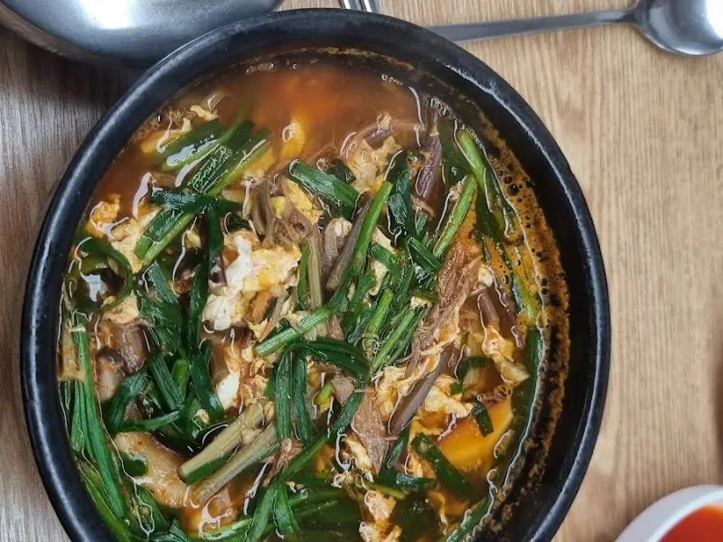 건더기가 푸짐한 육개장