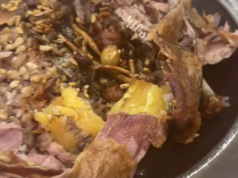 오리 뱃속을 가득 채운 찹쌀밥