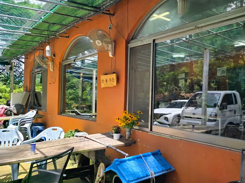 식당 외부 모습