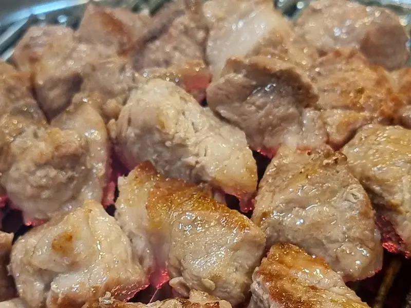 잘 익은 제주 근고기의 클로즈업