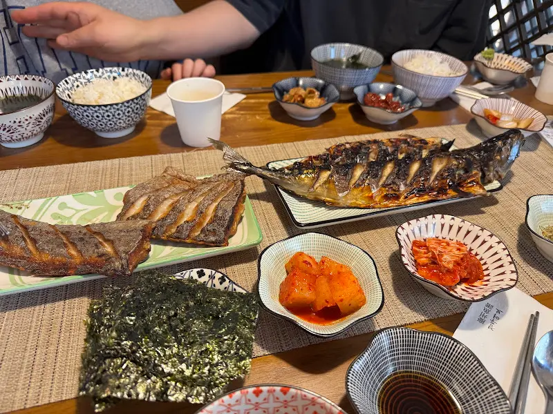 정갈하게 차려진 밑반찬