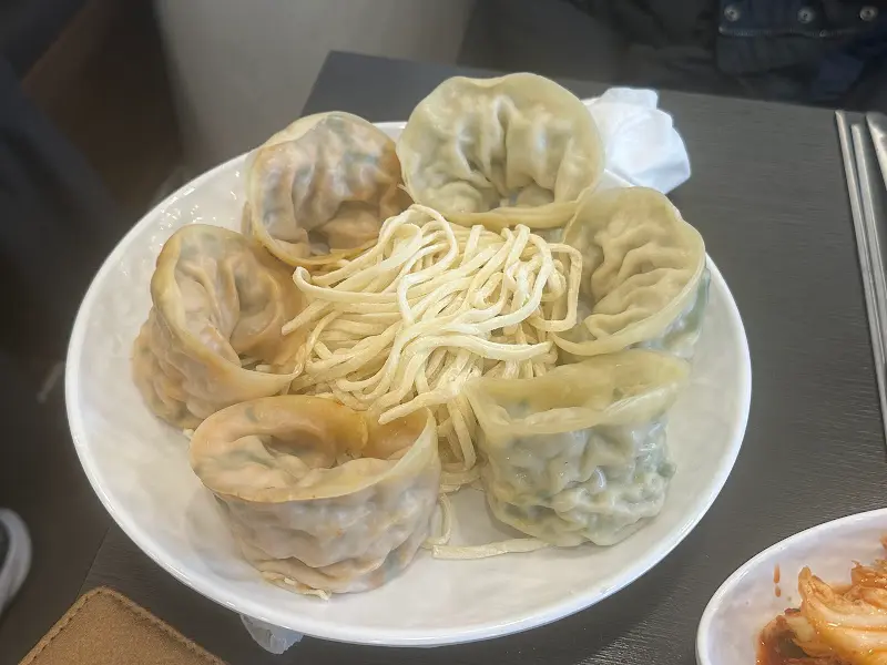 만두와 칼국수