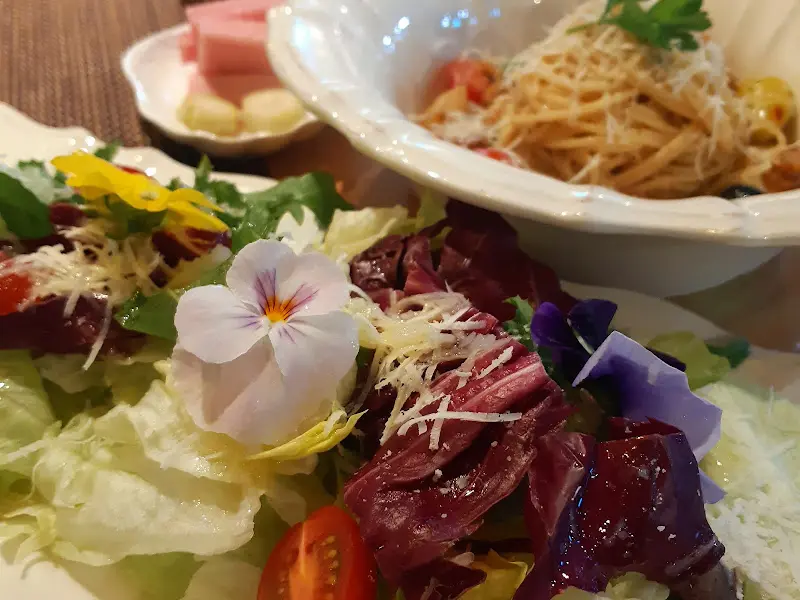 샐러드와 파스타