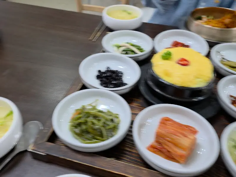 밑반찬과 계란찜