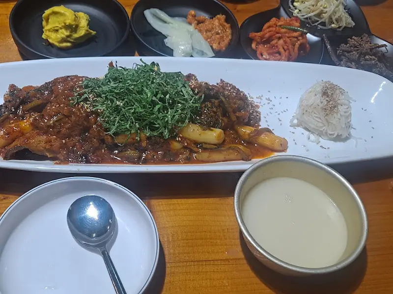 코다리 찜 한 상 차림