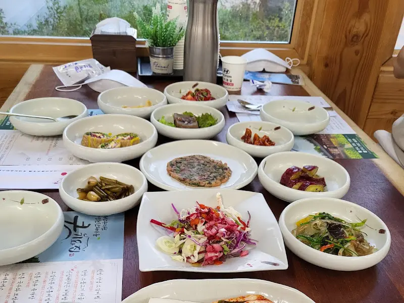 다채로운 밑반찬