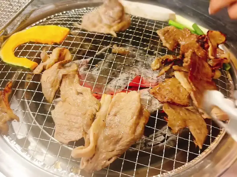 구워지는 돼지갈비