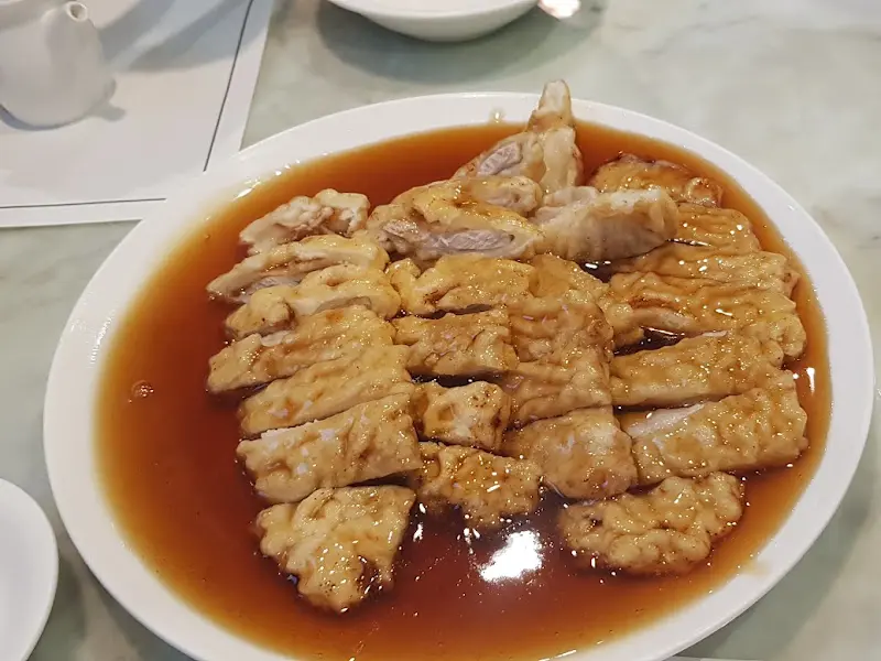 꿔바로우 전체샷