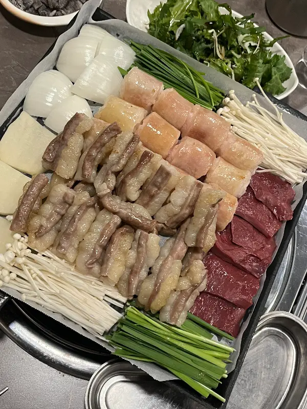 신선한 곱창, 대창, 막창, 염통