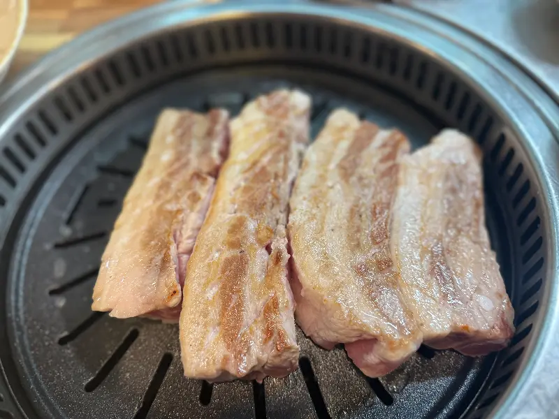 잘 익은 삼겹살