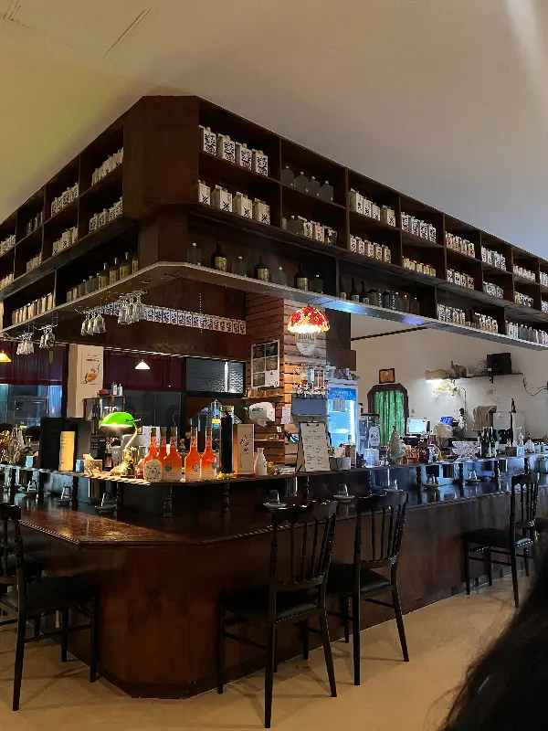 이자카야 시오의 전체적인 분위기