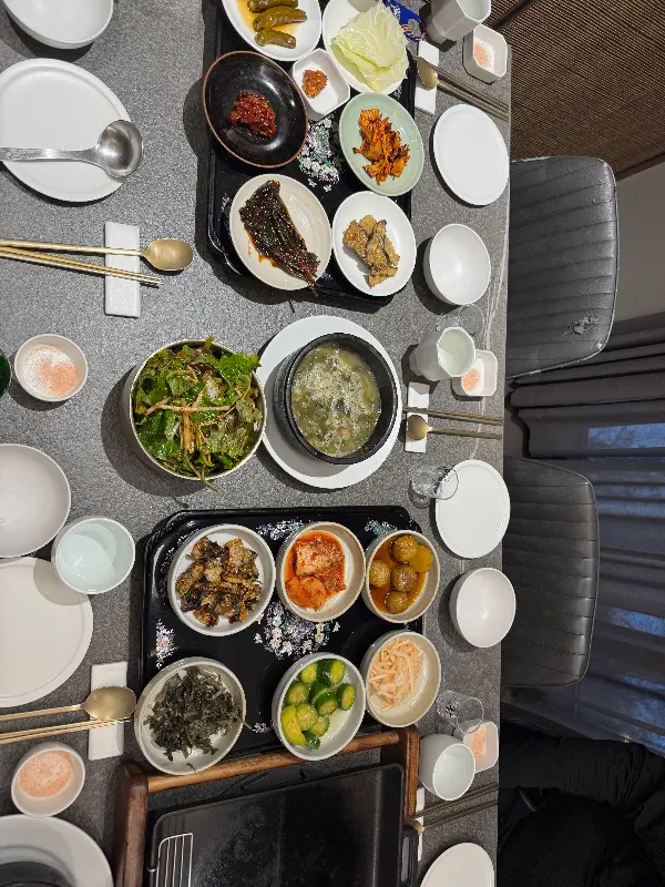 고잇집 한상차림