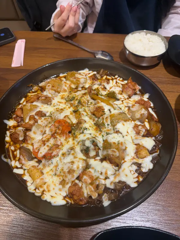 치즈 듬뿍 찜닭