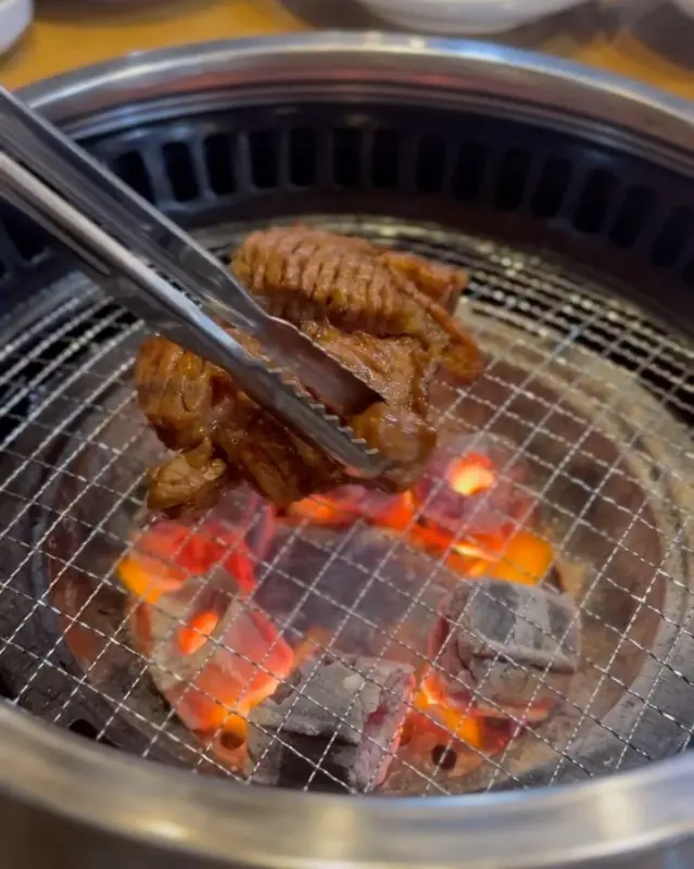 숯불 위 돼지갈비