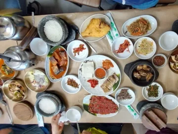 철원, 쥔장 손맛 살아있는 만두전골 맛집 기행