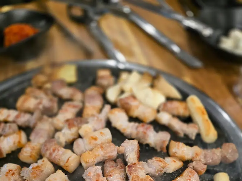 잘 익은 고기 단면