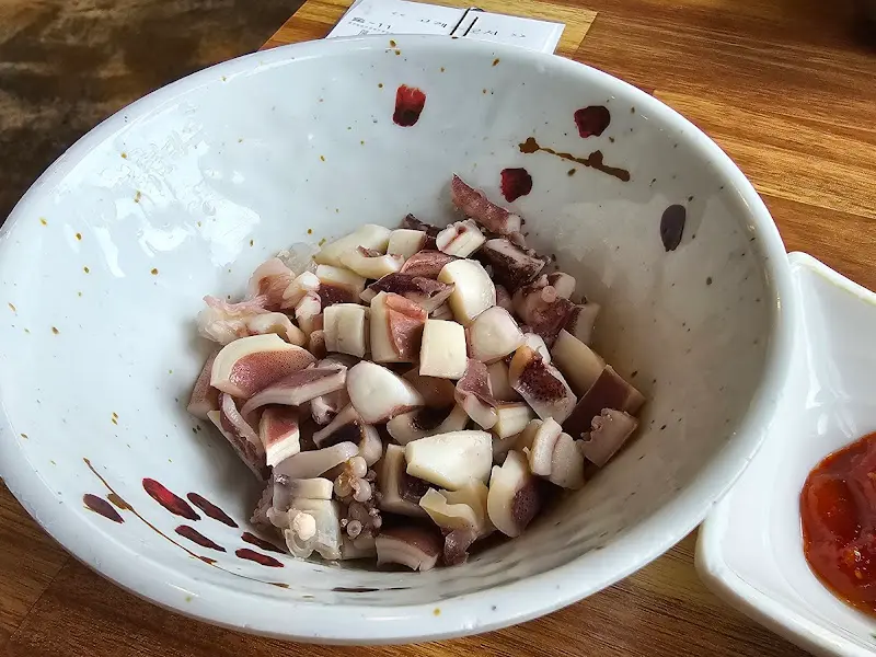 탱글탱글 오징어 사리