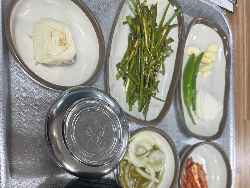 깔끔한 반찬 세팅