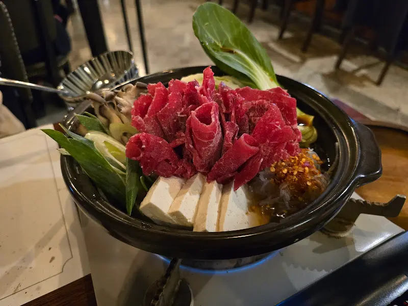 한우 스키야키의 아름다운 비주얼