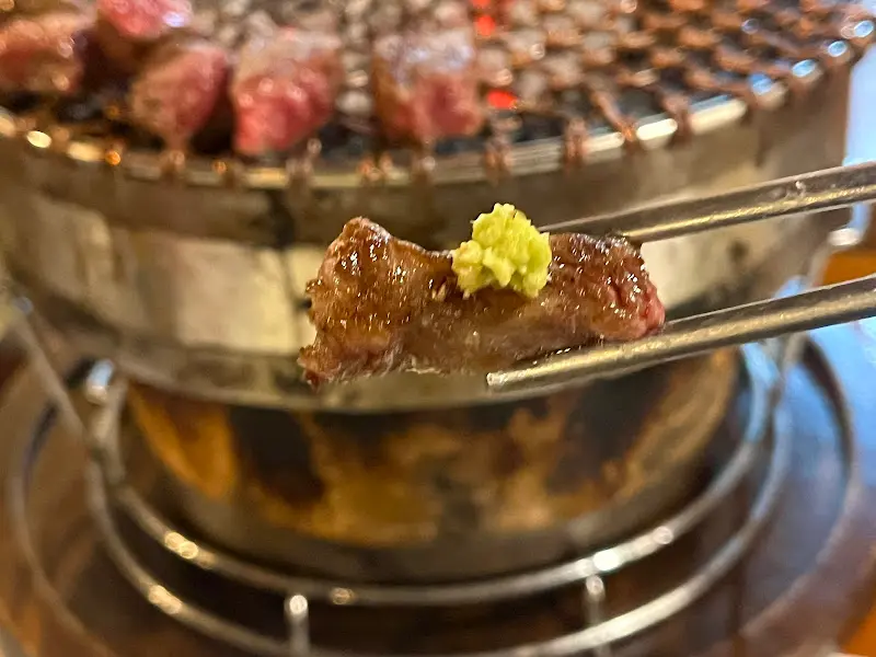 잘 구워진 한우 한 점