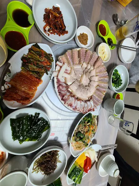 홍어 삼합 한상 차림