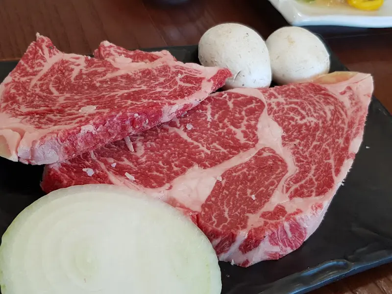 가평축협한우명가의 신선한 한우