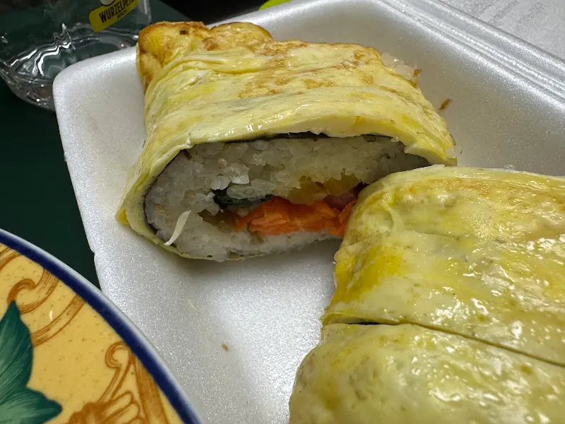 계란말이 김밥 단면