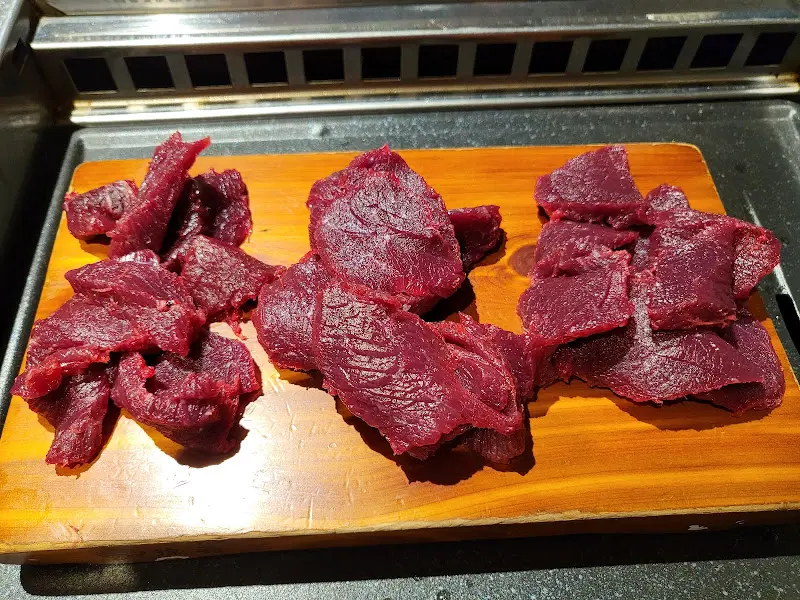 불판 위의 꽃등심