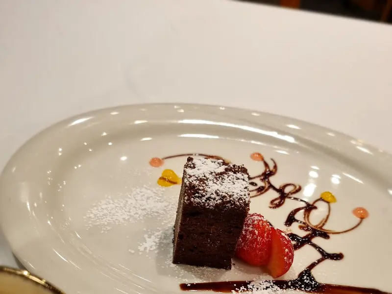 기념일 서비스 초콜릿 케이크