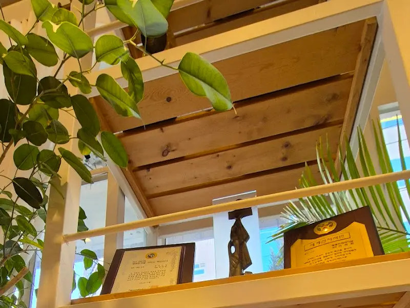 랑콩뜨레 내부 장식