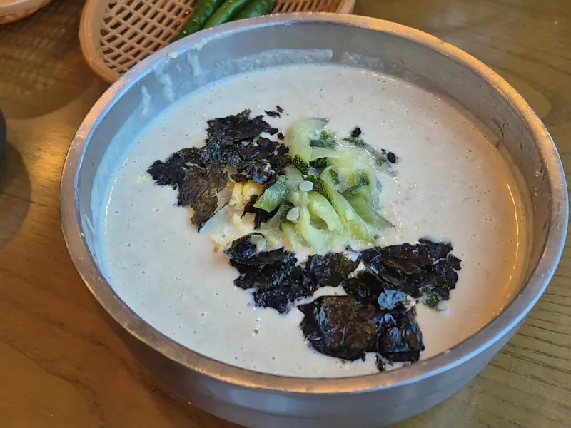 칠성할매콩국수 콩국수 비주얼