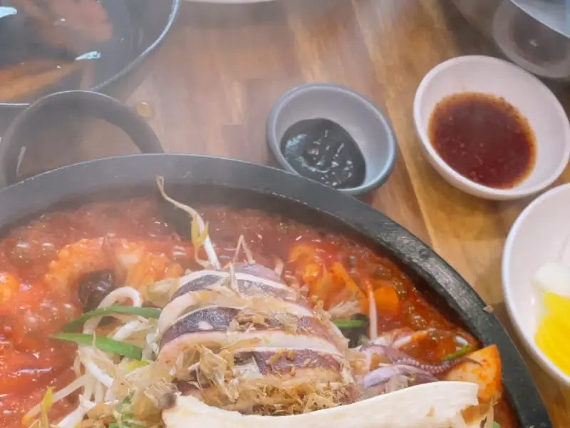 무주돌짬뽕 끓는 모습