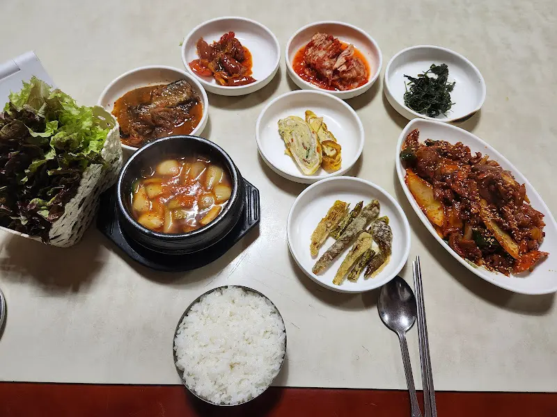 다채로운 밑반찬