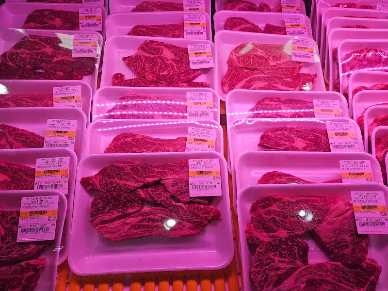 정육 코너의 다양한 한우