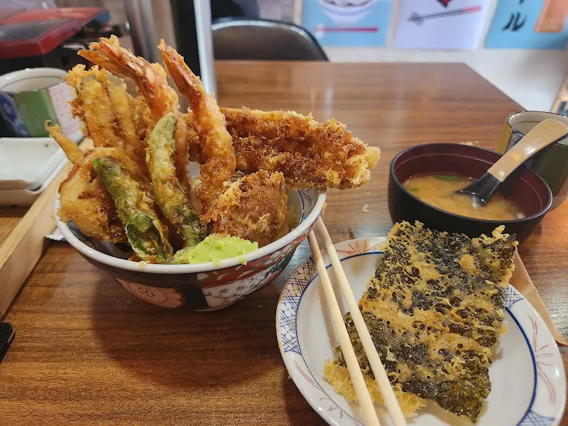 요쿠야마치 스페셜 텐동