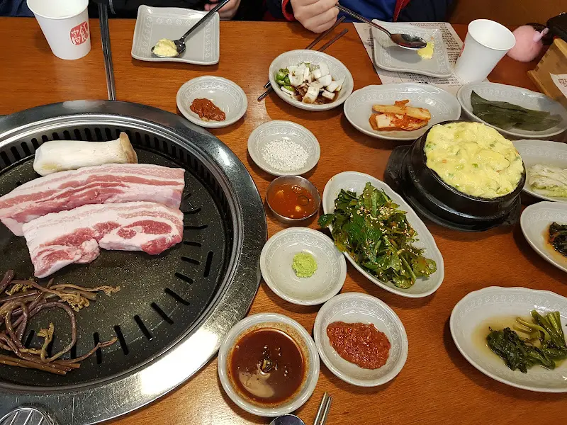 고반식당 수영센텀점 푸짐한 상차림