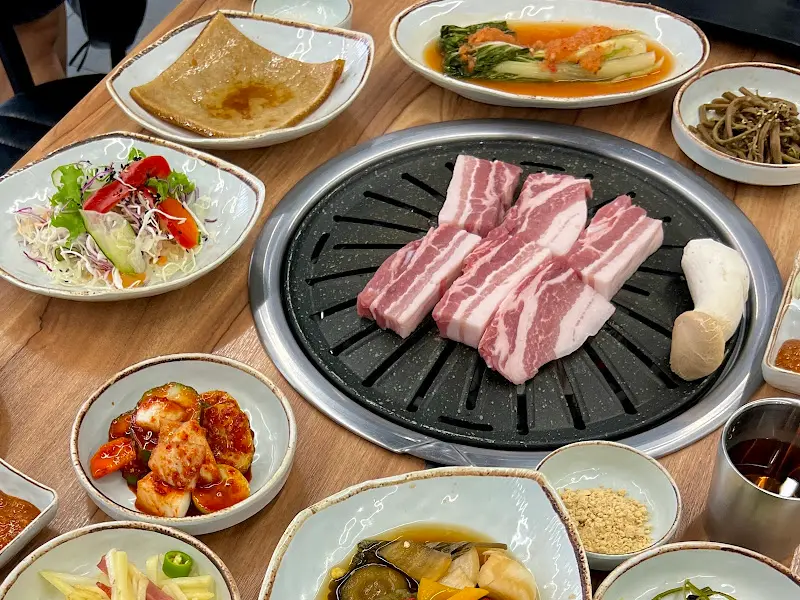 마루의 푸짐한 한 상 차림