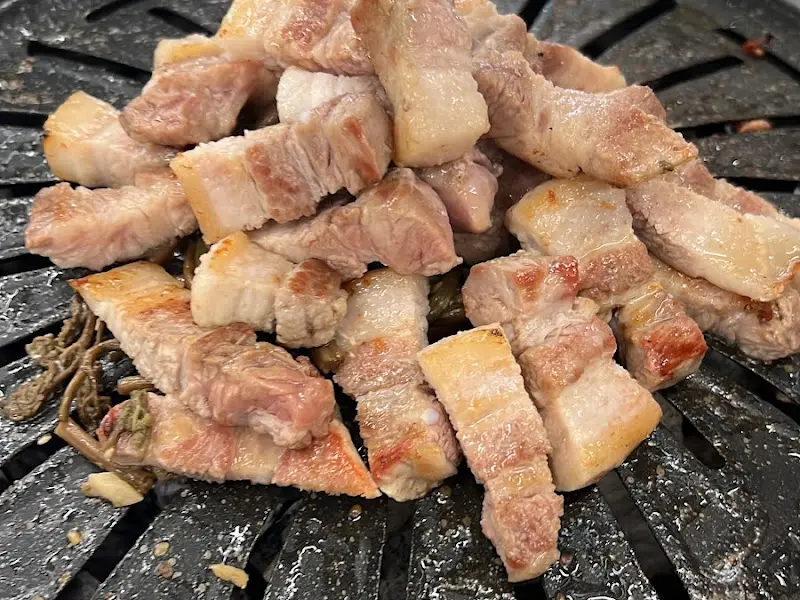 육즙 가득한 돼지고기