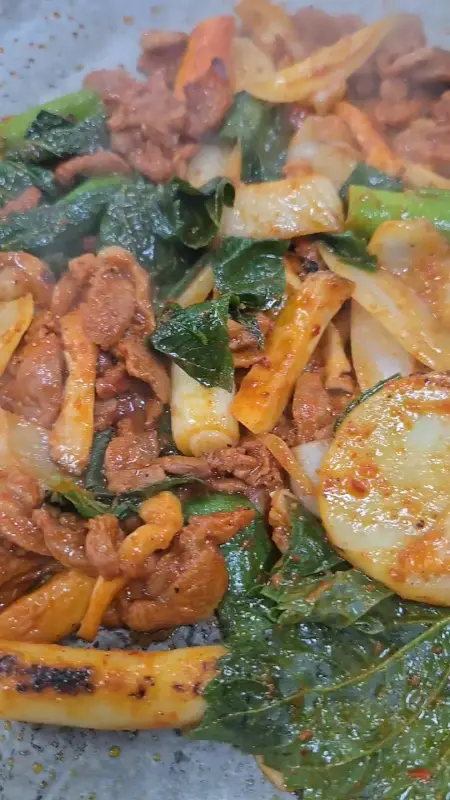 연탄 초벌된 오리주물럭