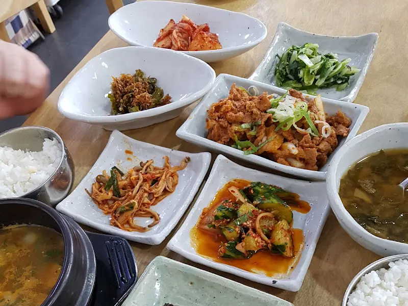 푸짐한 한상차림