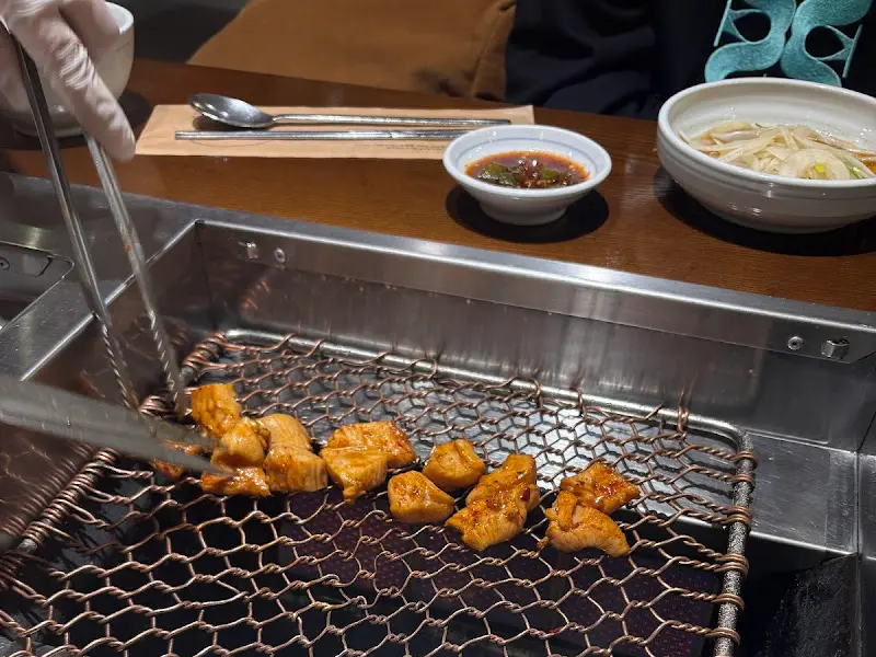 직원이 구워주는 양대창