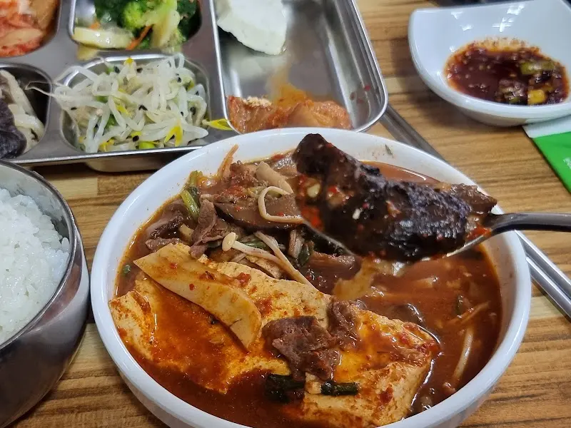 능이소고기 두부전골