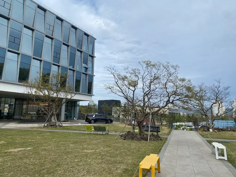 다양한 곁들임 메뉴