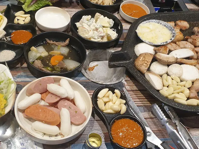 테이블 전체 샷